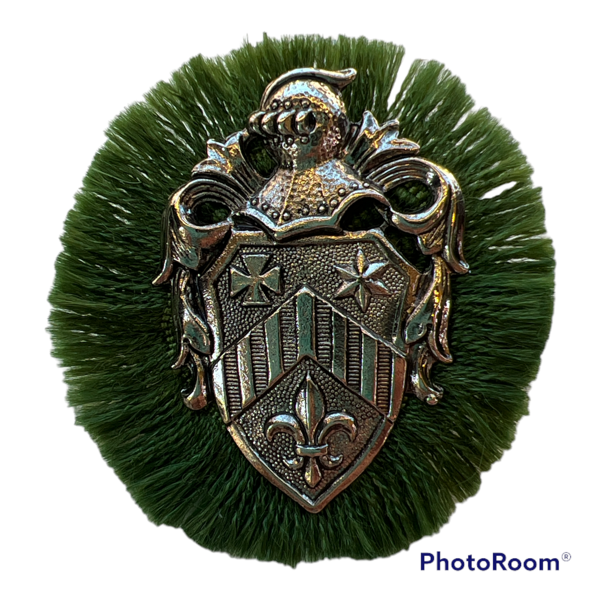 Knight Shield w/ frill Hat Pin